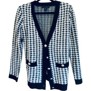 Tahari Houndstooth Cardigan Eye-lash Sweater, V-neck, button-down, Black, Small